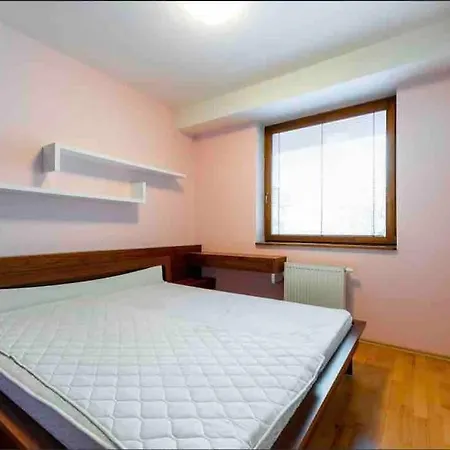 Apartamento Slnecny A Priestranny Vo Vybornej Lokalite *