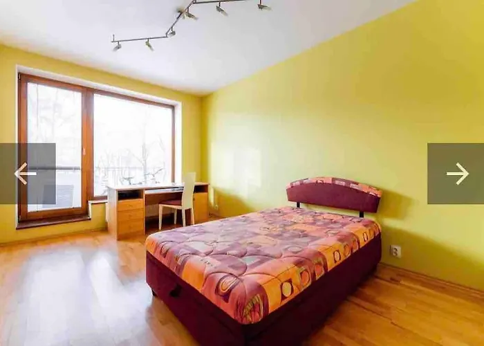 Slnecny A Priestranny Vo Vybornej Lokalite Appartamento